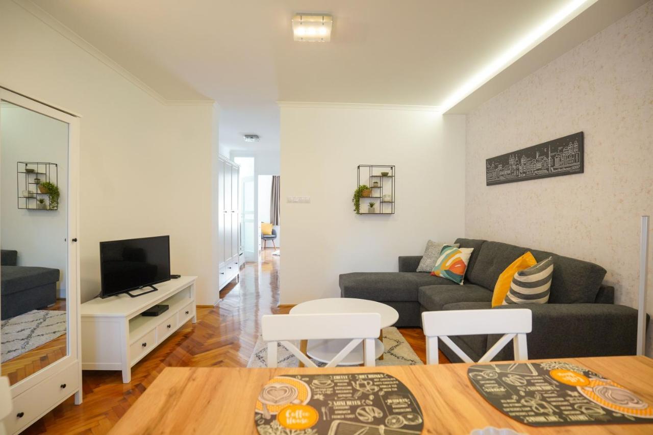 Piroska Bartokteri Apartman 02 Eger Exterior photo