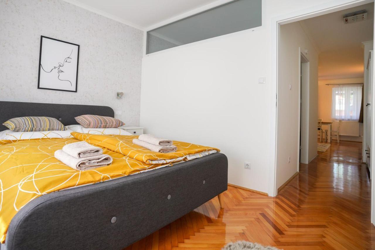 Piroska Bartokteri Apartman 02 Eger Exterior photo